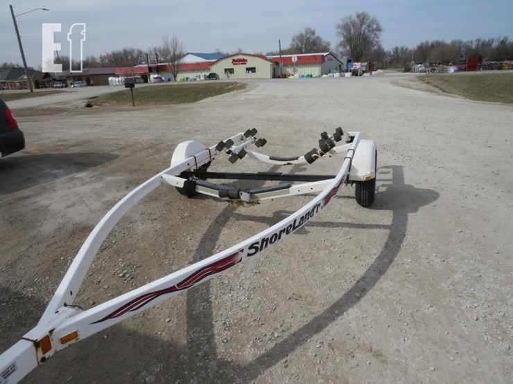 2000 SHORELANDER BOAT TRAILER 751 Lot 751, Pocahontas Machinery