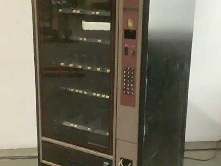Polyvend Snack Vending Machine Lot 73a, APRIL MIDMONTH DAY 1