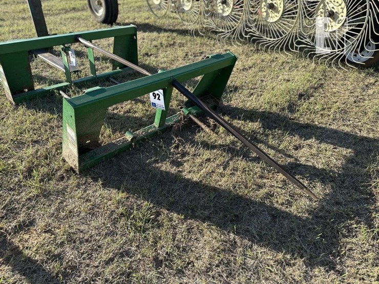JOHN DEERE HAY SPEAR BALE SPEAR Lot 92, Complete Farm Dispersal of