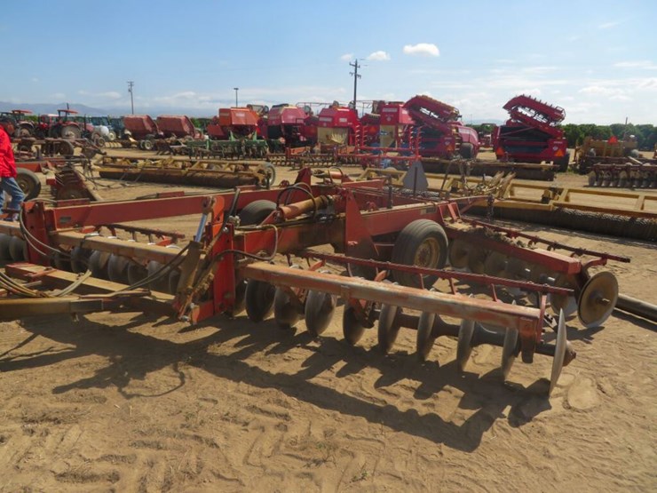 AC Oxnard 21' Offset Wheel Disc Lot 184, Lehr Brothers HUGE FARM