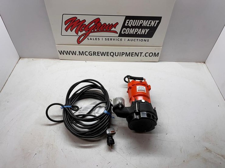 Godwin GST052 Submersible Pump Lot 11, McGrew Equipment Live ONSITE