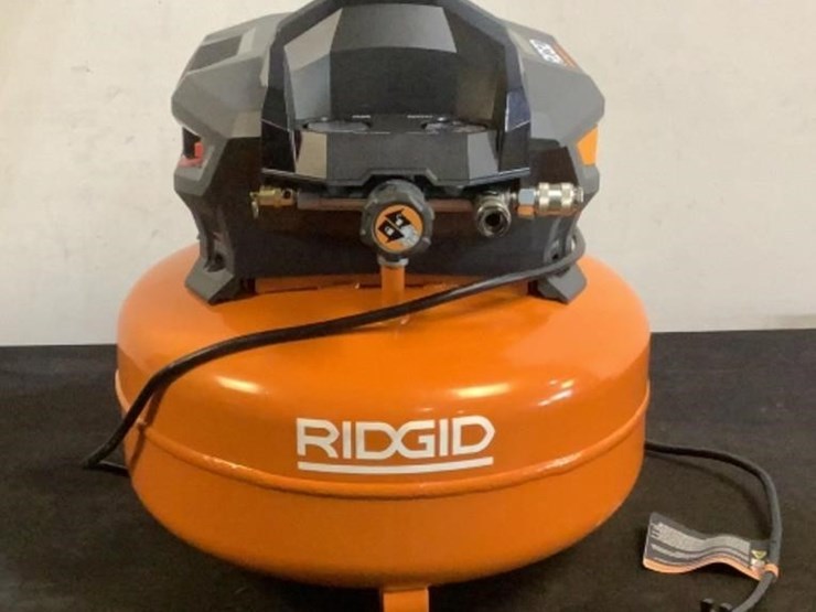 Ridgid 6 Gallon Air Compressor 0F60150HB Lot 35, April Monthly Day 1