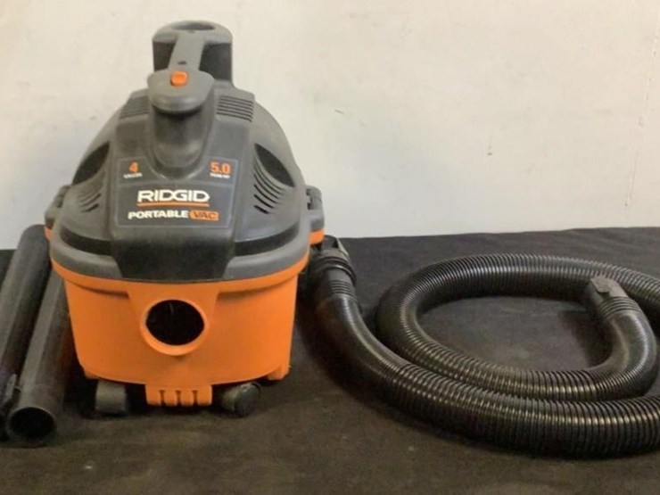 Ridgid 4 Gallon Shop Vacuum WD40700 Lot 48, April Monthly Day 2