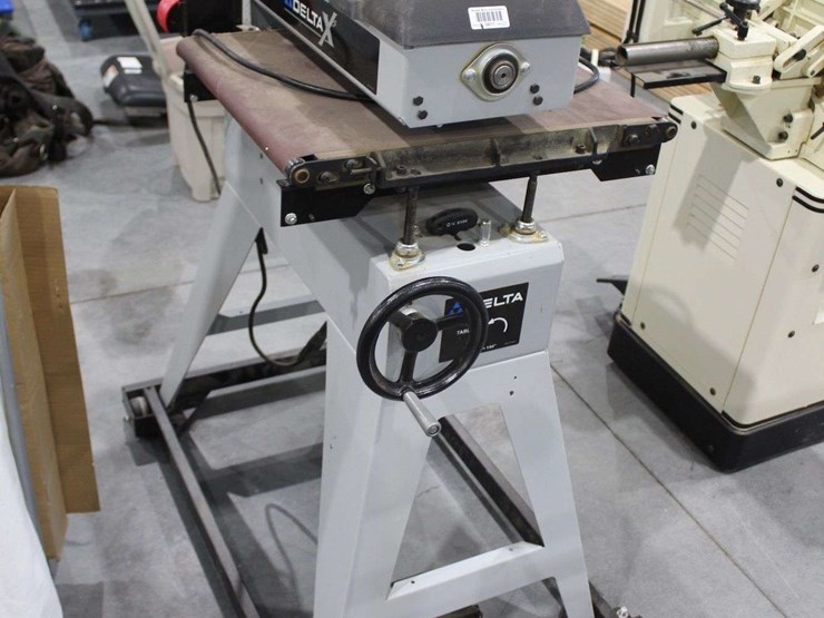 Delta 18" Drum Sander on Stand w/wheels Lot 9811, 2023 Montana HUGE