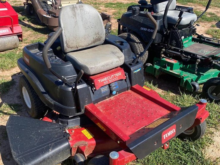 TORO TIMECUTTER SS5000 50IN Zero Turn Mower Lot 1131, RING 1 SPRING