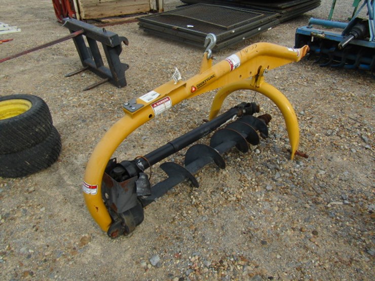 527653 COUNTY LINE POST HOLE DIGGER PTO ON MACH 3PT • 7653 COUNTY