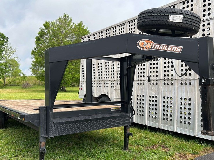 2023 C&W TRAILERS 24' GN FLATBED TRAILER Lot 462, LATE SPRING EQUIPMENT AUCTION, 5/10/2023