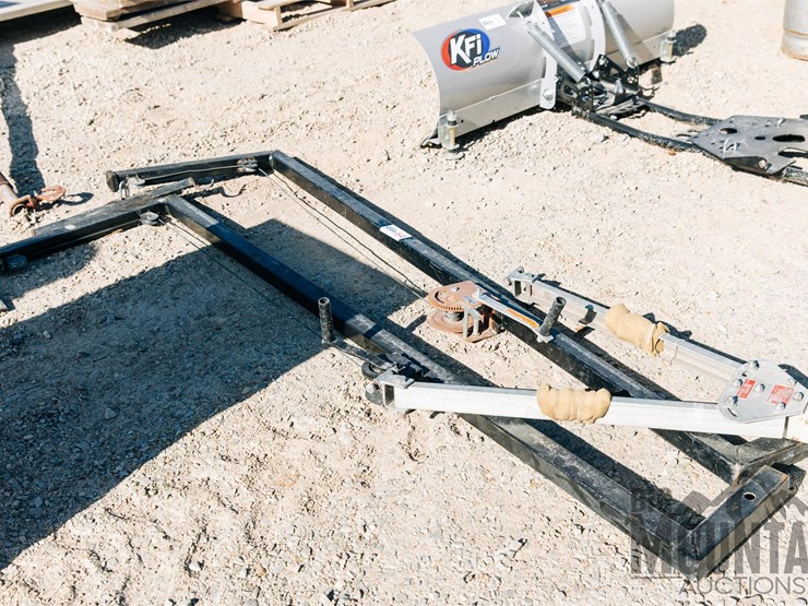 WILD GAME HANGERS Lot 3234, Utah/Idaho Farm, Construction & Western