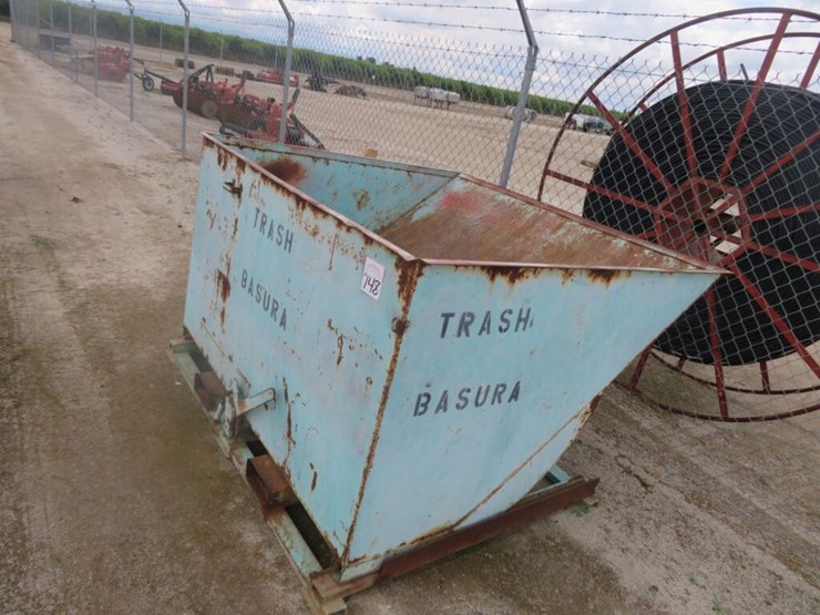 Forklift Trash Bin Lot 148, Columbine Vineyards Auction, 5/20/2023