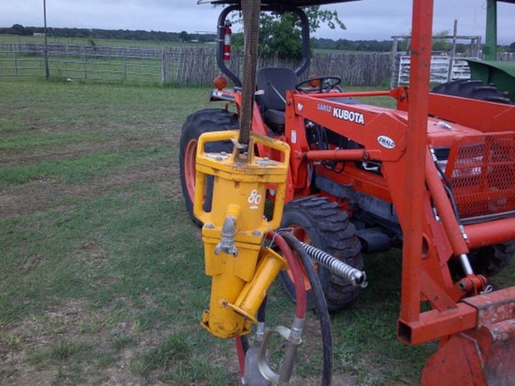 RHINO PNEUMATIC POST DRIVER Lot 80, Farm and Ranch Estate Auction, 5