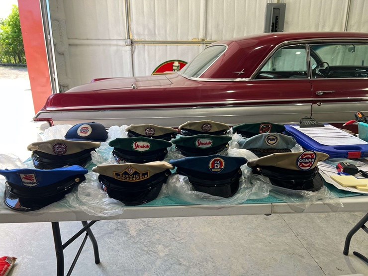 Lot of 12 Vintage Service Station Hats Lot 8354, Classic Car