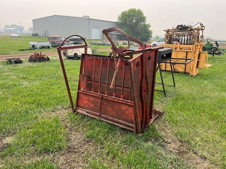 Powder River Calf Working Table Lot 92, PLA 2023 Spring Online