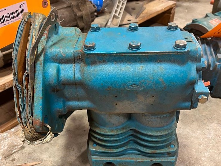 327 • TuFlo 501 compressor Lot 327, Tunnelton, WV Equipment
