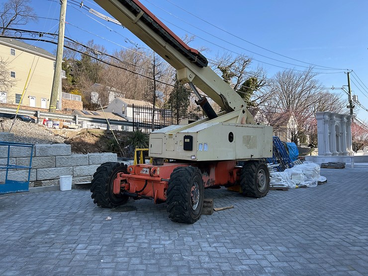 JLG 120HX 4x4 Boom Lift Lot 4, Telehandlers, Arial Platform Lifts