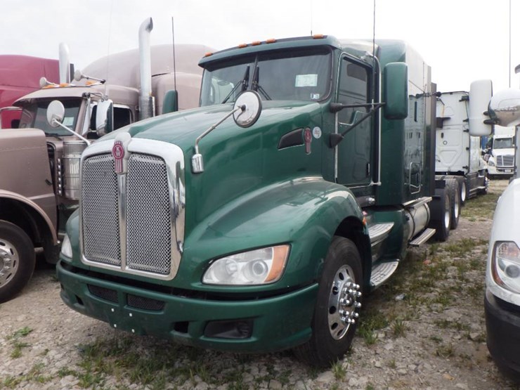 2017 KENWORTH T660 Lot 37, Truck & Trailer Auction Pittsburgh, PA