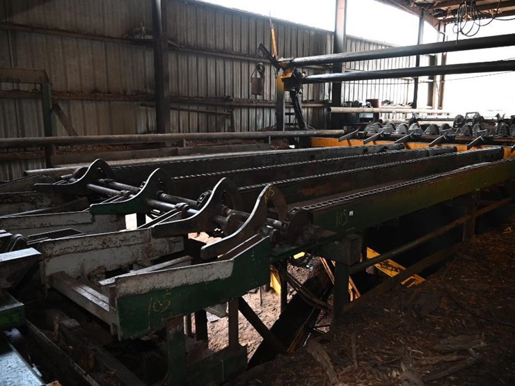 105 • 4 Strand Log Deck with Stop'N'Load Lot 105, Sawmill Equipment