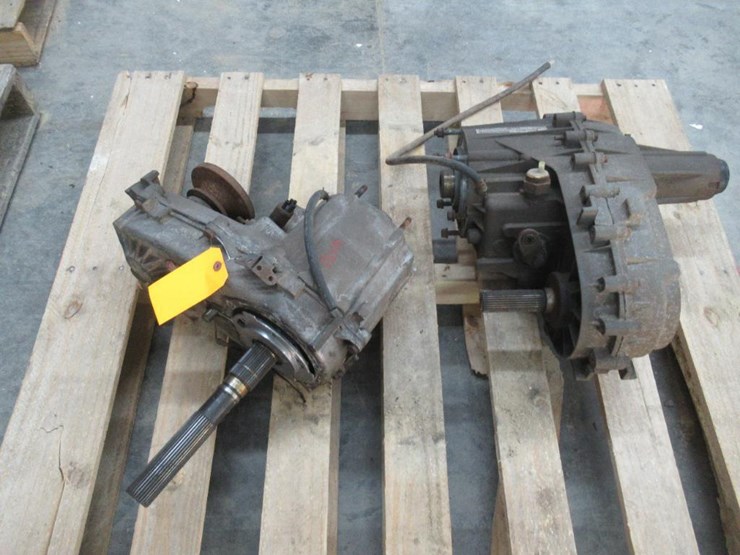 6632 • (2) Dodge Ram Transfer Cases Lot 6632, June Downing