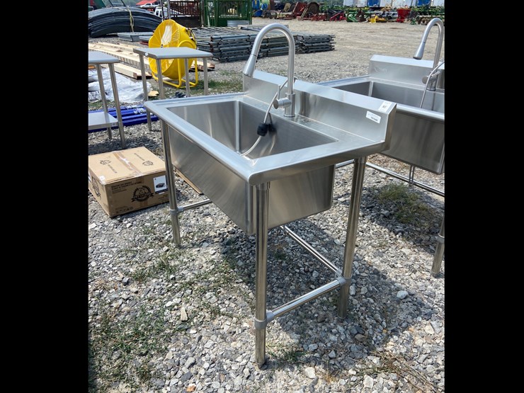 1047 • Trinity Stainless Steel Sink Lot 1047, June Open Farm