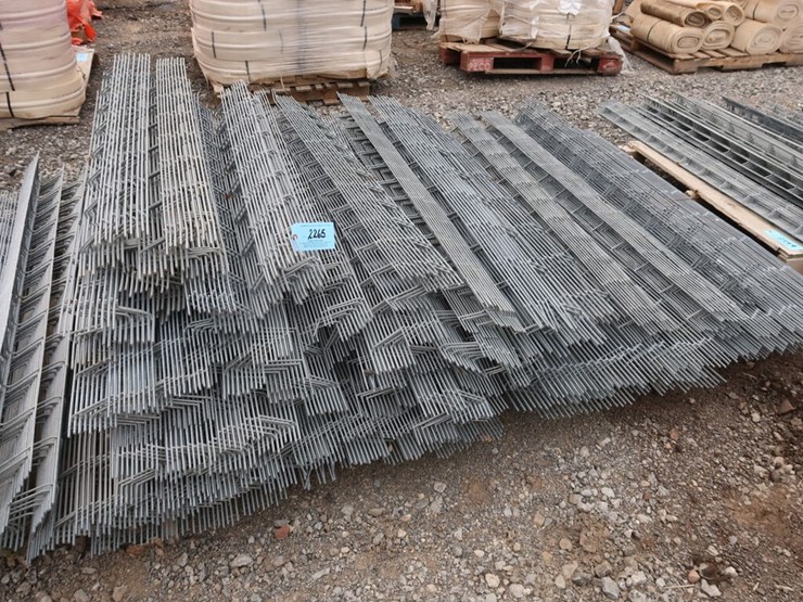 Various Size Continuous Rebar Chairs Lot 2265, Clearwater