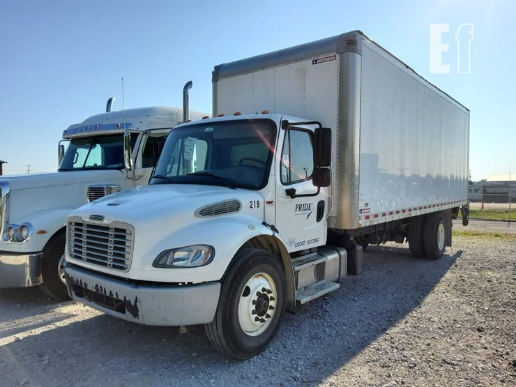 LOT # T40056 - 2016 FREIGHTLINER M2-106 - Lot #, Indiana Truck Auction ...