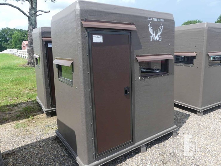 DIXIE DEER BLIND 4X6 FIBERGLASS SHOOTING HOUSE Lot 1739, Huge 2Day