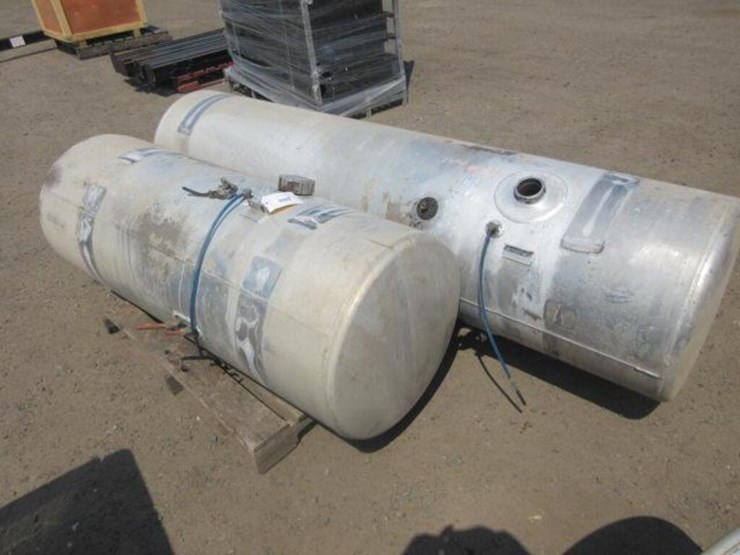 100GAL EQUIFLO FUEL TANK & 150GAL EQUIFLO FUEL TANK Lot 951, Public