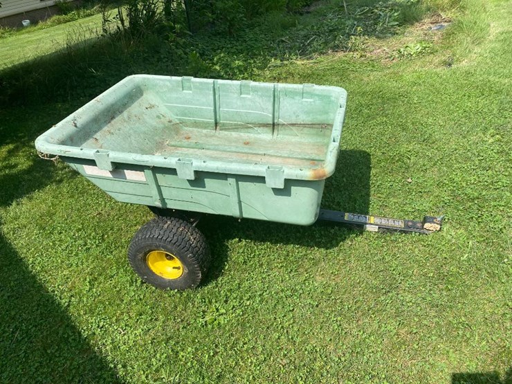 356 • Yard cart Lot 356, Estate Farm Equipment Auction, 9/19/2023
