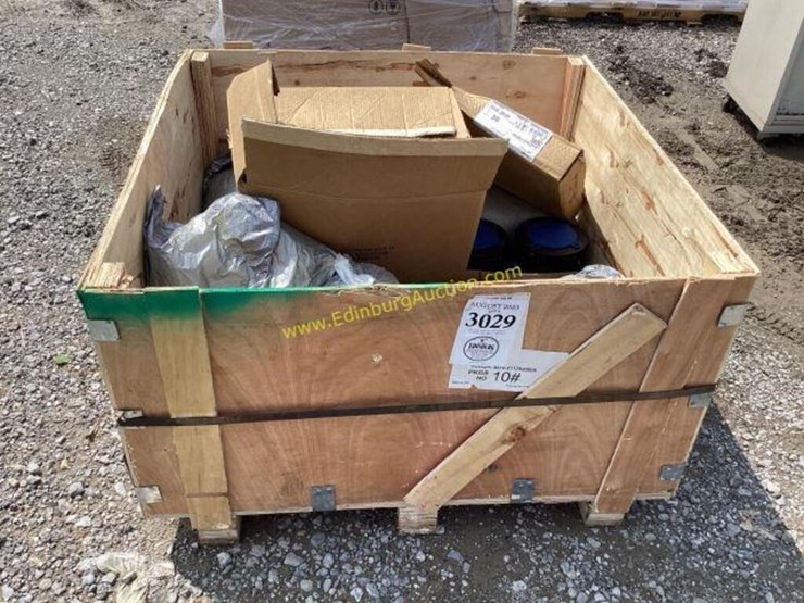 E2. 3" new flanged ball valves Lot 3029, Online Consignment Auction