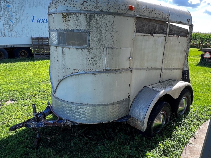 Tandem Axle Horse Trailer Lot 7, ACREAGE, FARMLAND, FARM EQUIPMENT