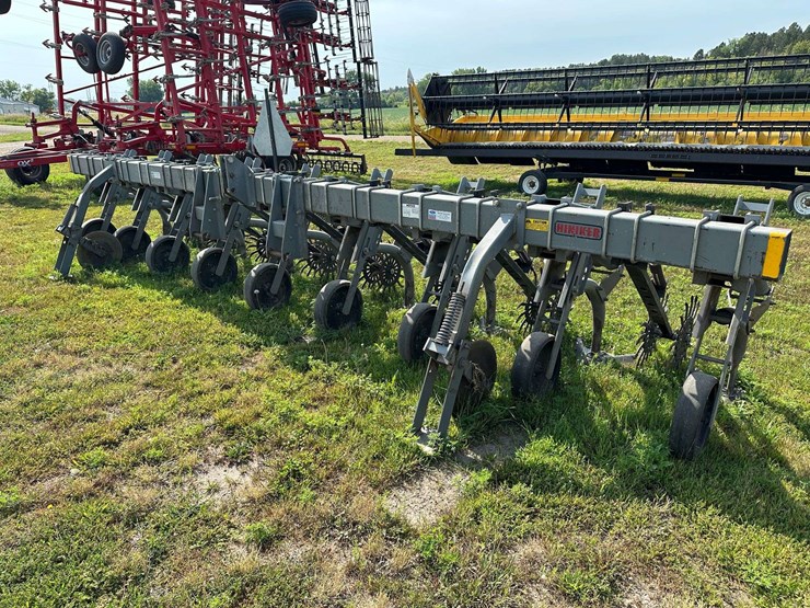 8 Row Hiniker Cultivator, Set up for 30” Rows, 3pt Hookup, Rolling