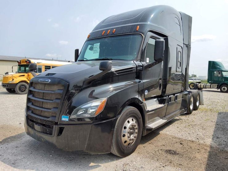 Indiana Truck Auction HD Truck Auction Ring 2, 8/23/2023, Indiana Auto