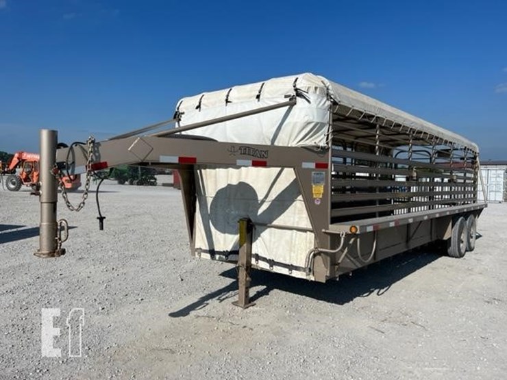 2003 TITAN TRAILER Lot , PreHarvest Consignment Auction Ring 1, 8