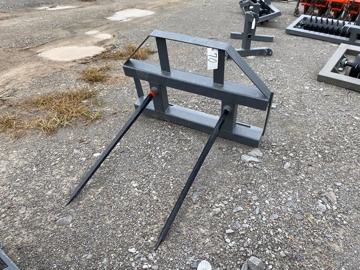 70 • DUAL PRONG SKID STEER HAY SPEAR Lot 70, August Online