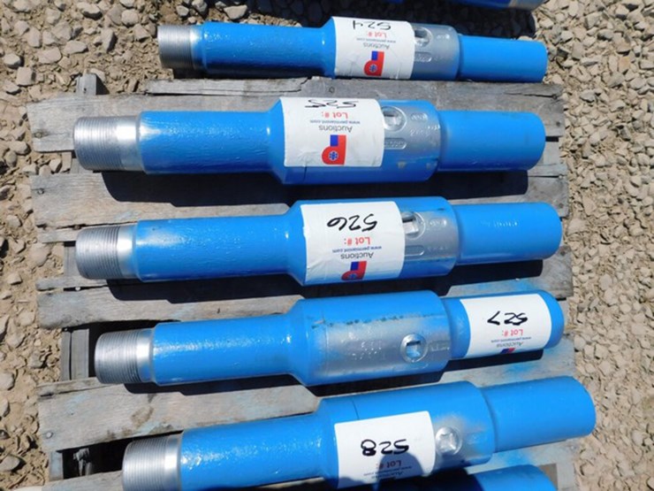 23/8" TIW VALVE Lot 526, Oilfield, Truck, and Construction