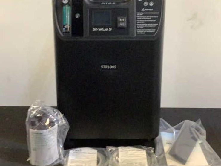 3B Medical Oxygen Concentrator Stratus 5 STR1005 Lot 21, August