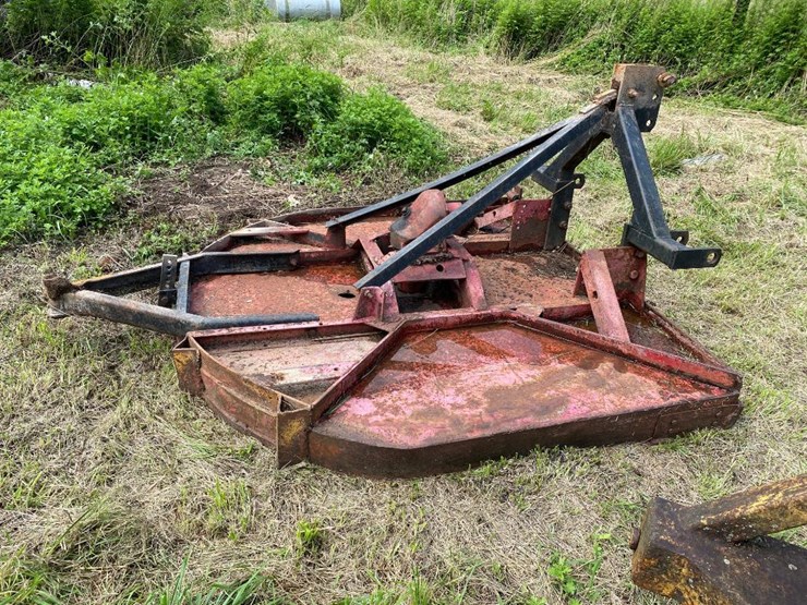 BUSH HOG 406 Lot 38, Estate Farm Equipment Auction, 9/19/2023, Joe R