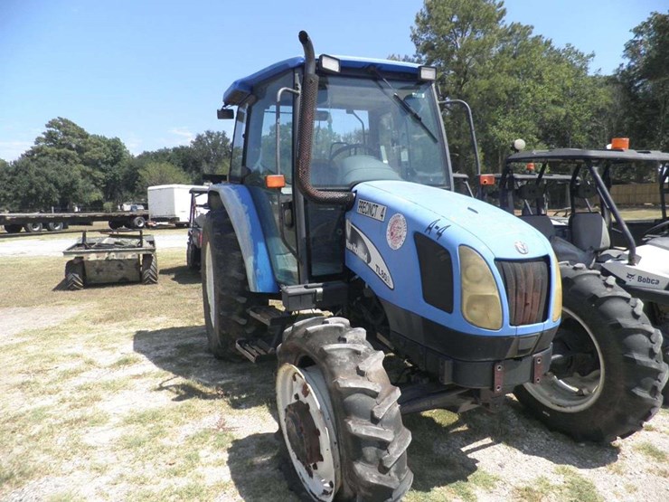 NEW HOLLAND TL80A - Lot #7028, Horn Consignment Auction, 9/2/2023, Leap ...