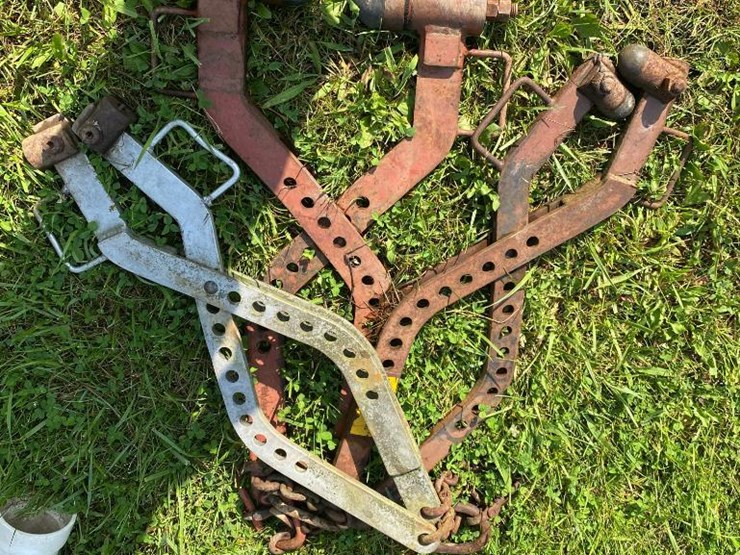 199 • Grabs Lot 199, Estate Farm Equipment Auction, 9/19/2023, Joe