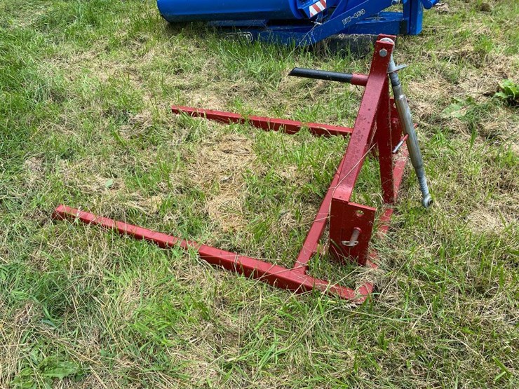 53 • 3Point hitch hay forks Lot 53, Estate Farm Equipment Auction