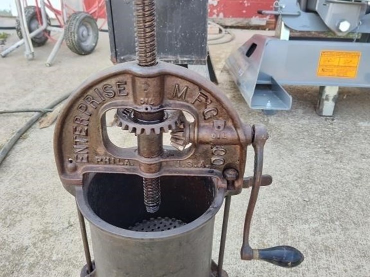 2 Gallon Enterprise Mfg. Sausage Stuffer Lot 9, Fall 2023 Online
